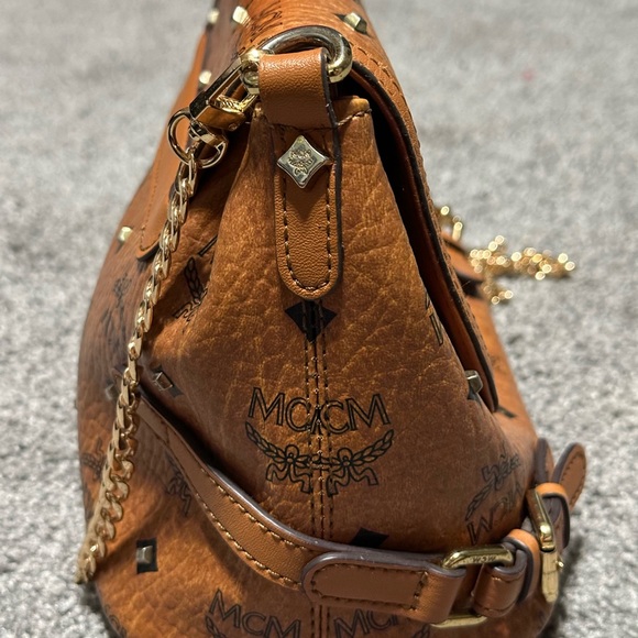 Authentic MCM EUC satchel - Picture 6 of 11